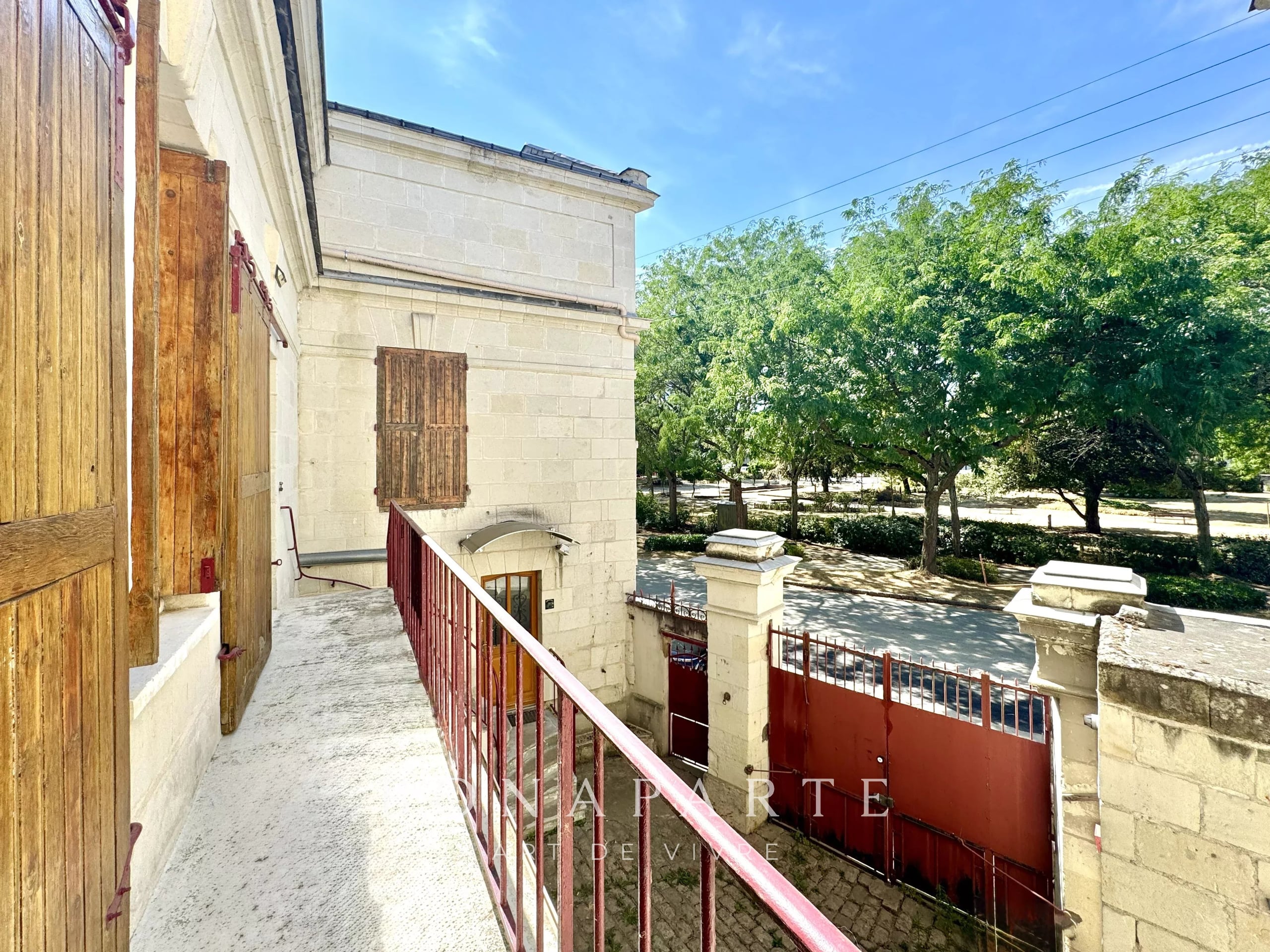 SAUMUR CENTRE-VILLE – APPARTEMENT – 135 m²