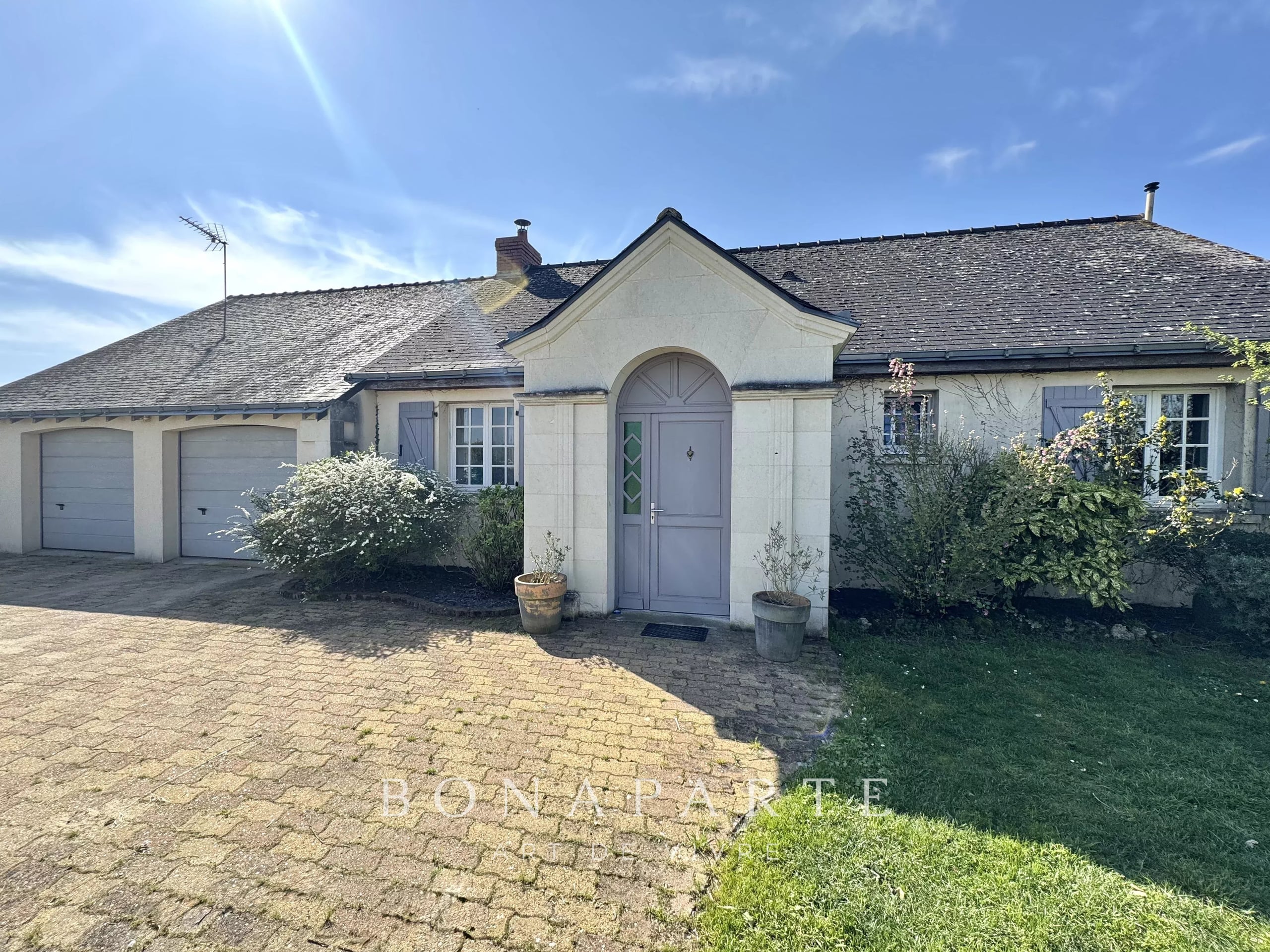MAISON FAMILIALE - 199 m²