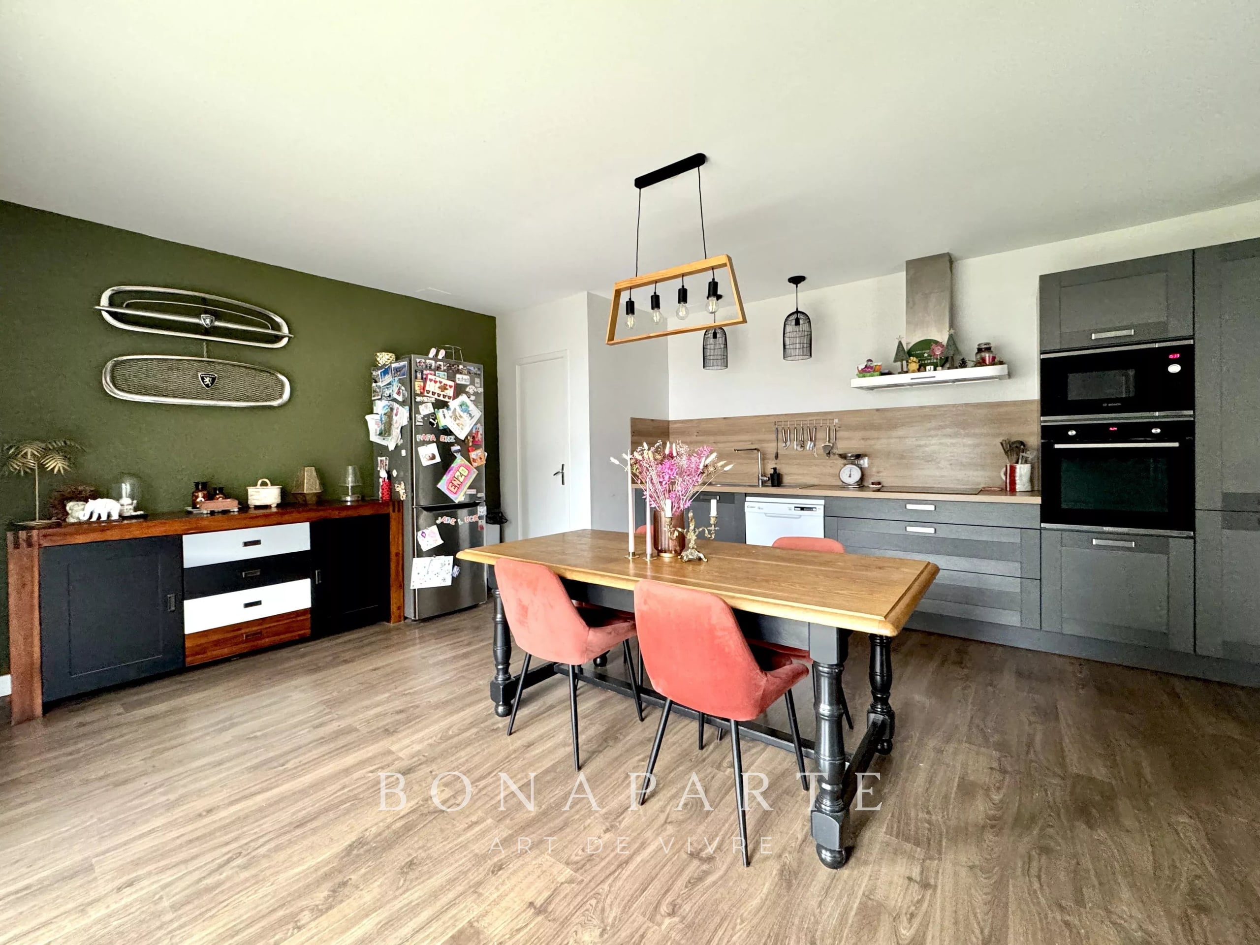 SAUMUR - MAISON - 137 m²